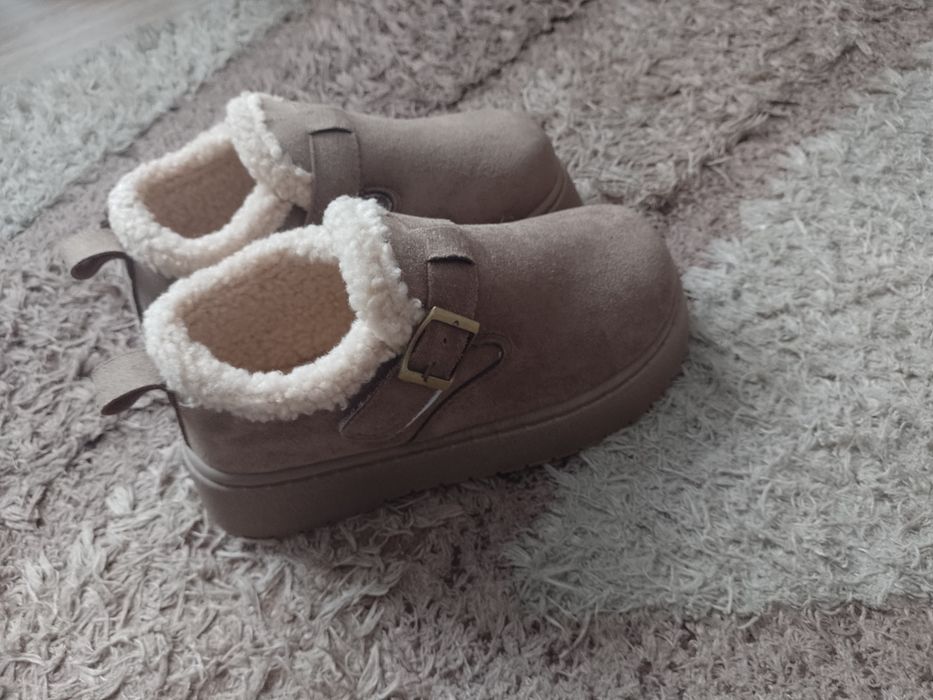 Buty damskie na chłodniejsze dni