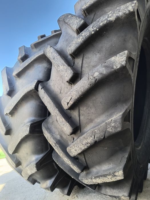 Opony 16.9 r28 420/85r28 3,5cm bieżnik