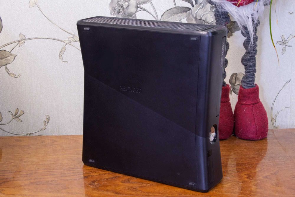 XBOX 360 Slim 500Gb Фрибут