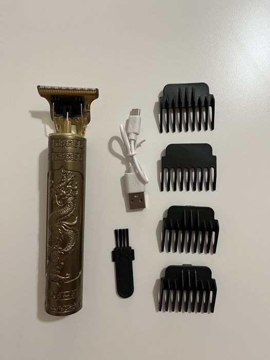 Maquina de corte dourada