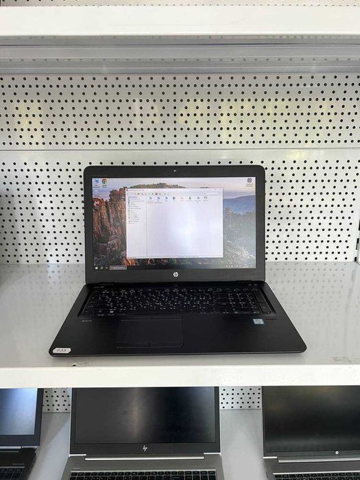 Ігровий HP ZBOOK 15u G3 15.6" | i7-6500 | 256GB | 16GB| AMD W4190m 2Gb