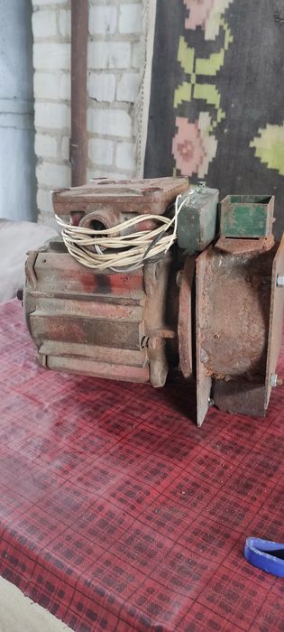 Крупорушка, зернодробилка