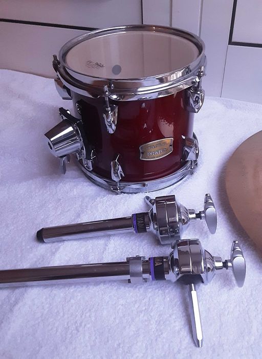 Prato Sabian China VENDIDO! + Timbalão Yamaha Stage Custom 8" Como Novo 100€