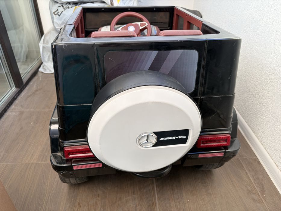 Дитячий електромобіль Mercedes