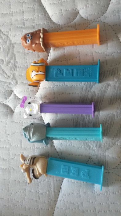 PEZ Star Wars Figures and Various Others64751682445314121