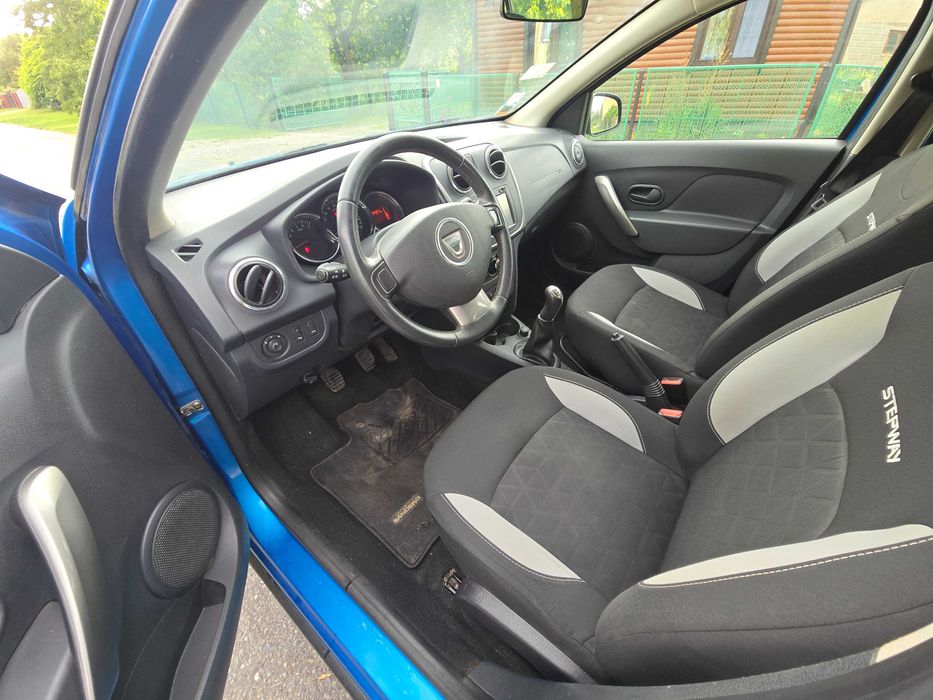 Dacia Sandero Stepway, Benzyna 90 koni, Klima Navi Tempomat