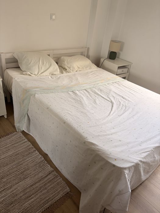 Estrutura de Cama 140x190 cm – Pinho Maciço branco