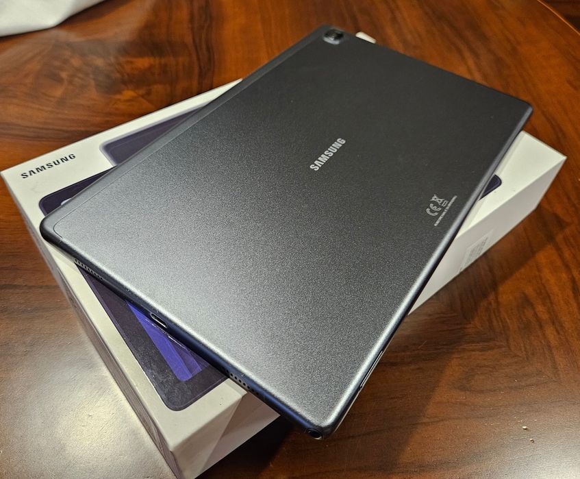 Galaxy Tab A7 plus impecável