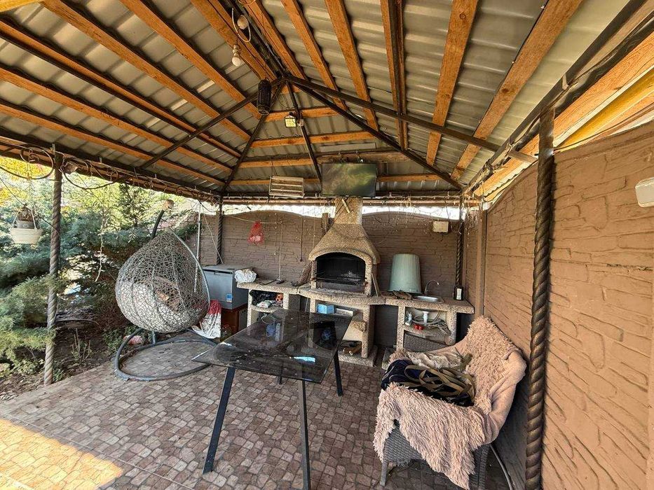 Сдам 2 этажный дом в Сухом лимане, газ, солнечные панели