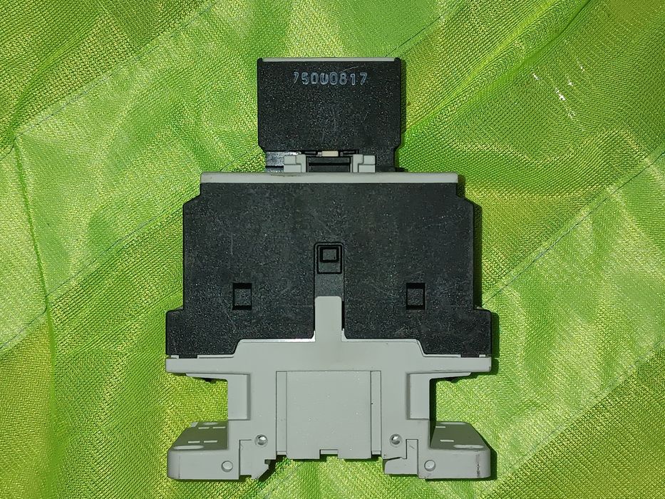 Контактор Lovato BF3200 A