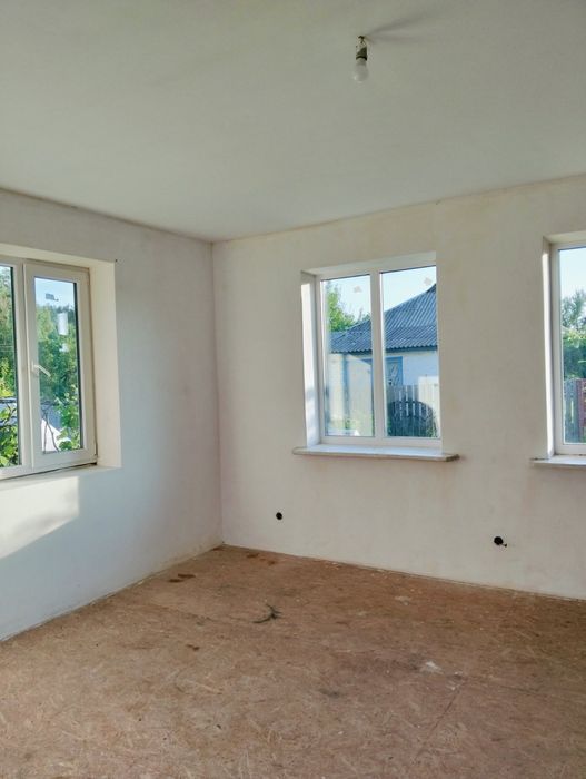 Продаж будинку 82 м² зі зручностями