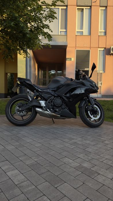 Kawasaki Ninja 650 2024