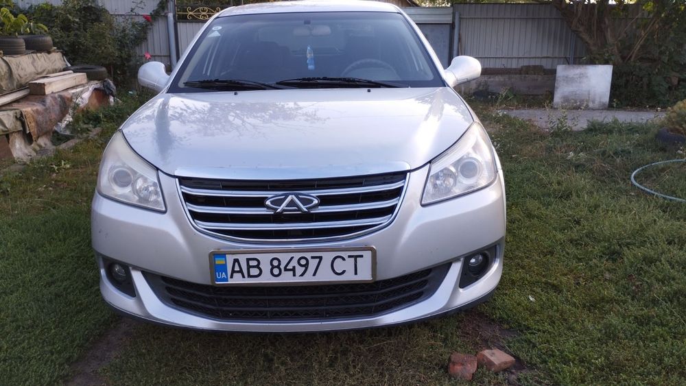 Чері Є5 2013 рік 3000$