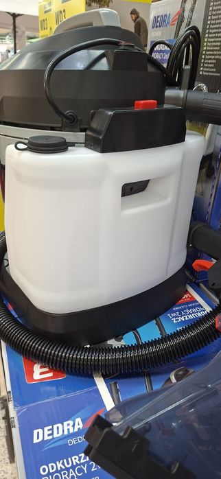 Odkurzacze piorący 15 l Dedra