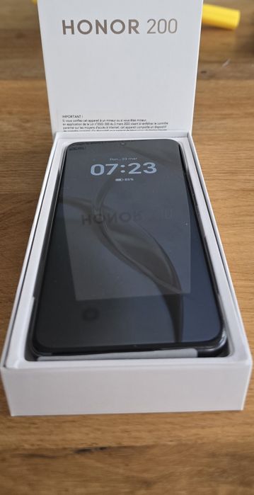 HONOR 200 z darmową dostawą