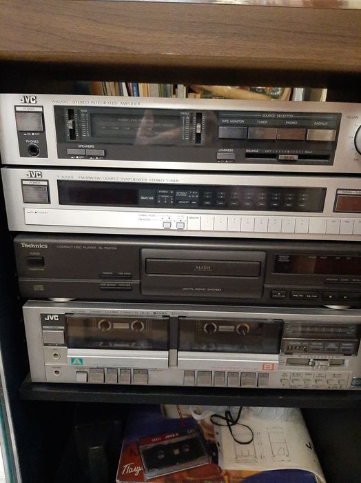 Музичний центр,стойка.