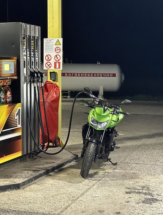 Kawasaki Z750 2012 год, отличное состояние, Arrow, чип