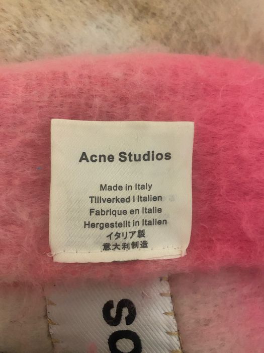 продам оригинальный розовый шарф Acne Studios (альпака, Италия)