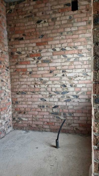 Продам таунхаус-БЕЗ КОМІСІЇ-Цегла+СТИЛЬНИЙ+УВАГА-Місцеві Комунікації!