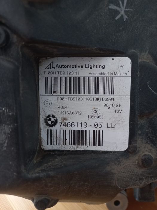 Reflektor BMW X4 G02 Lewy Adaptive LED. Rok produkcji 2019. Nadpalony