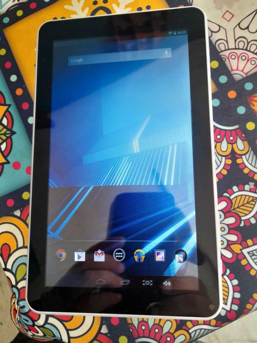 tablet como nova sem riscos imagem e som espetacular.