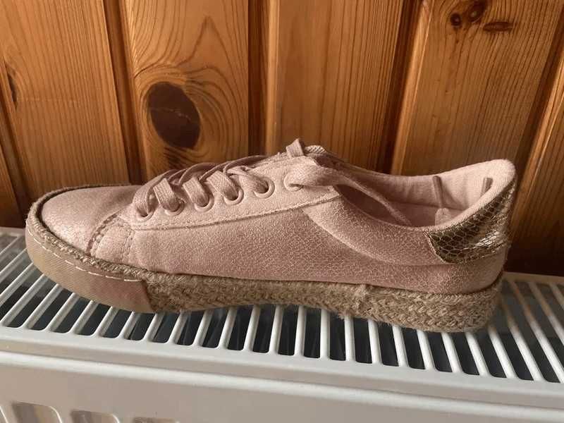 Buty różowe adidasy