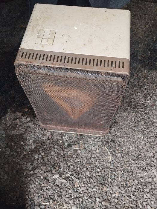 газовий обігрівач з балоном
