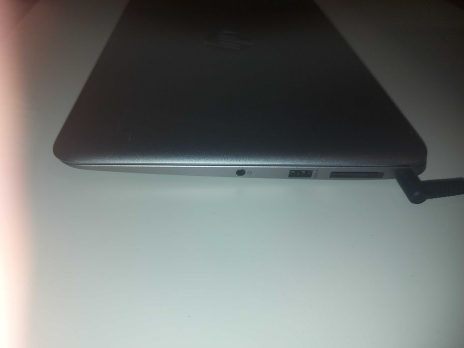HP Elitebook 1020 G1 FHD Intel core M /8GB