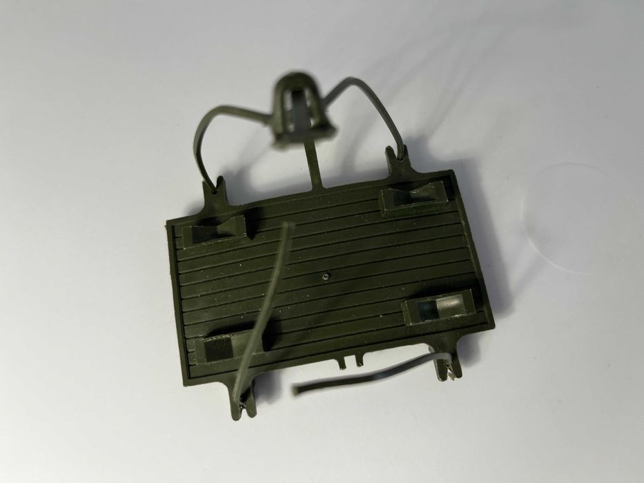 Dinky Toys - Austin Para Moke  - em estado Mint mas com falhas na plataforma - esc.aprox.1/43
