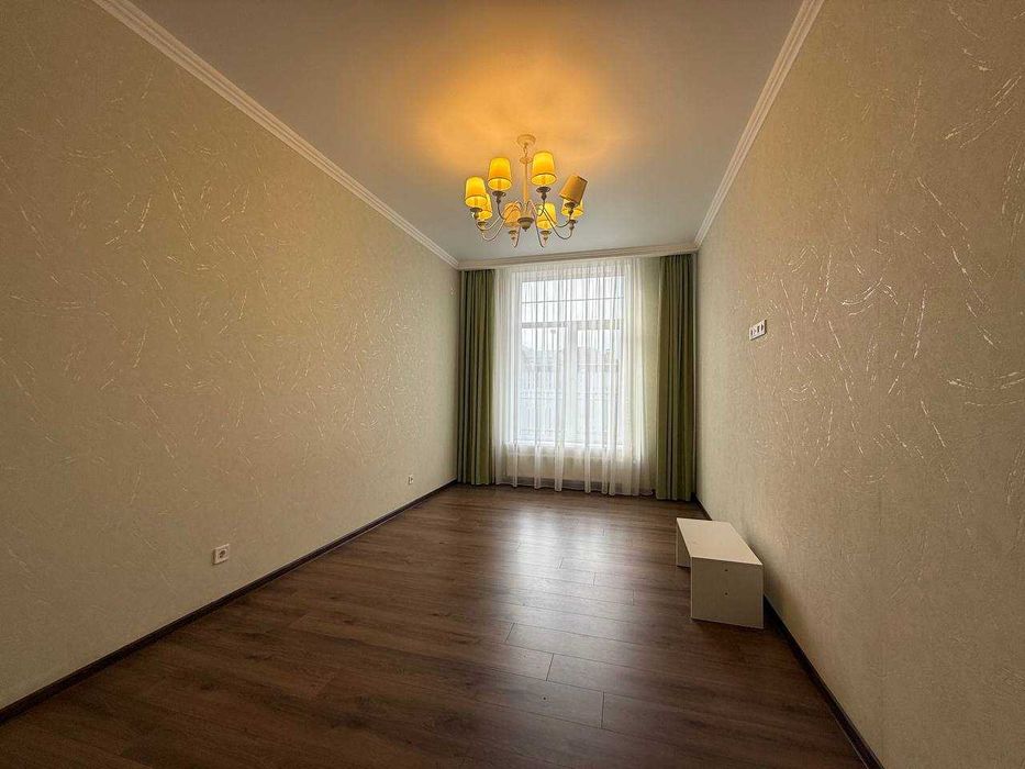 Продажа одноэтажного дома в Совиньоне — 115 м², 3 спальни, 3.2-сотки.