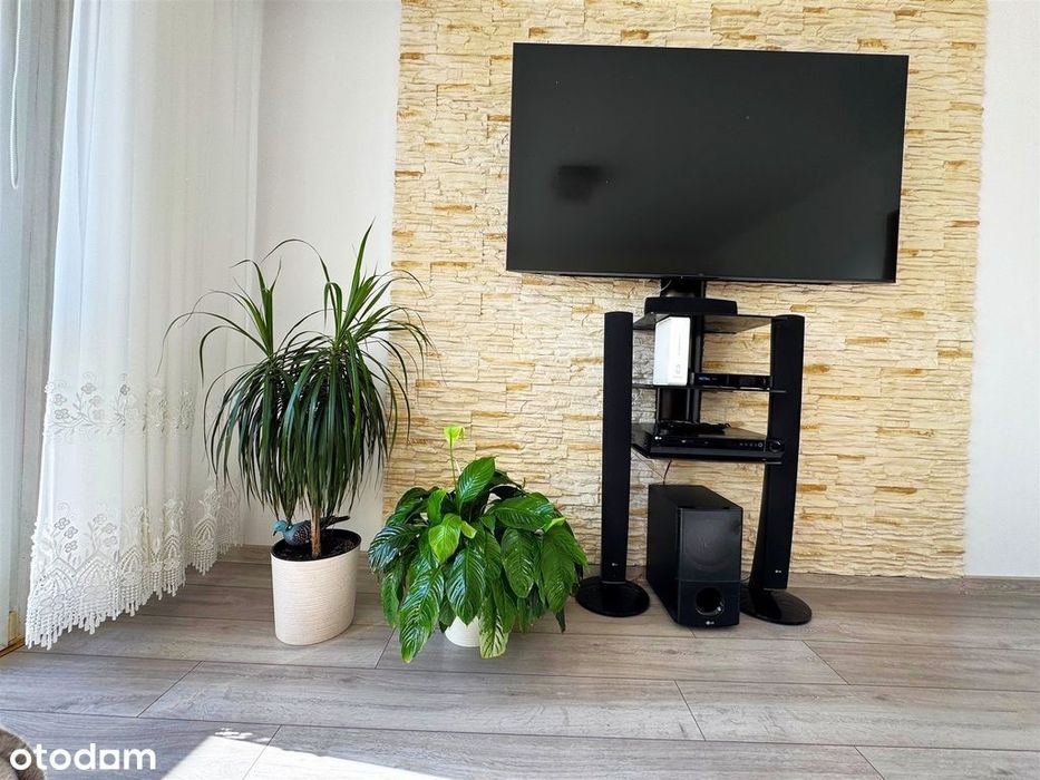 Roweckiego - Dwa Pokoje z balkonem Piwnicą-Police