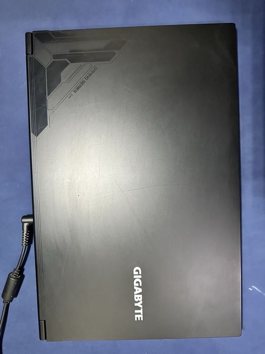 Потужний ігровий ноутбук Gigabyte G5 KF (i5-12500H / RTX 4060 8GB / 16GB RAM / 512GB SSD)