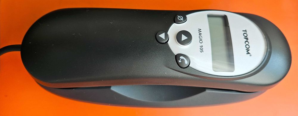 Telefon slimline Magio 105 firmy Topcom.