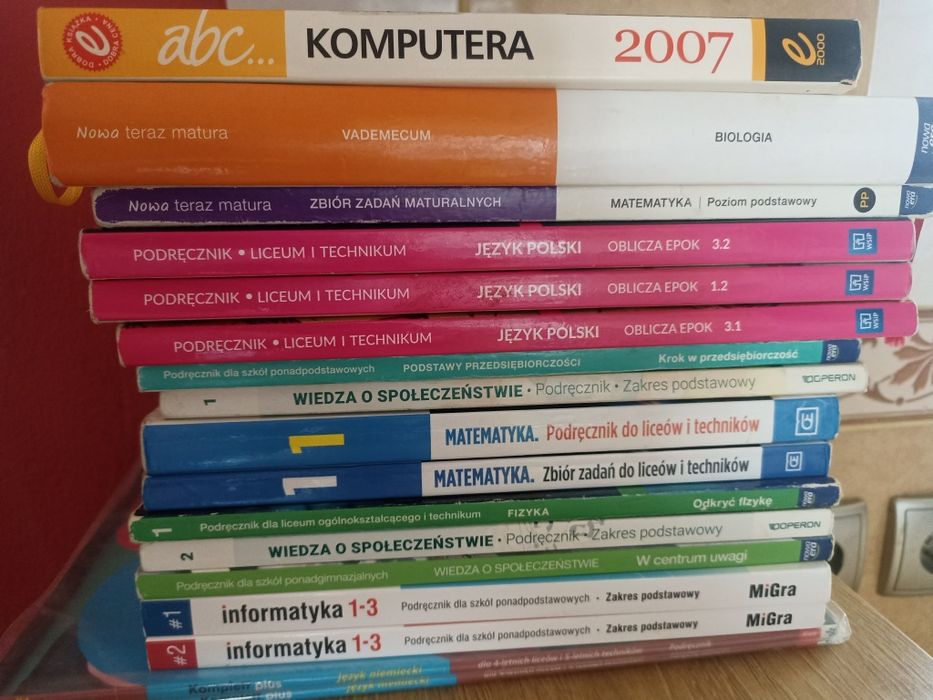 Podręczniki szkolne tanio