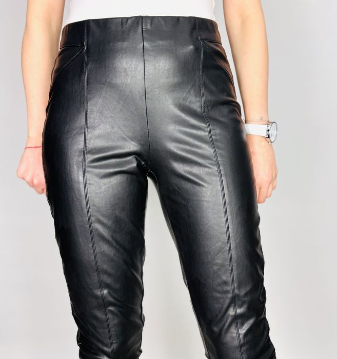 Czarne skórzane rurki z wysokim stanem M 38 Only