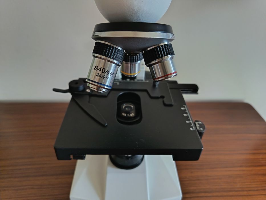 Mikroskop biologiczny BRESSER