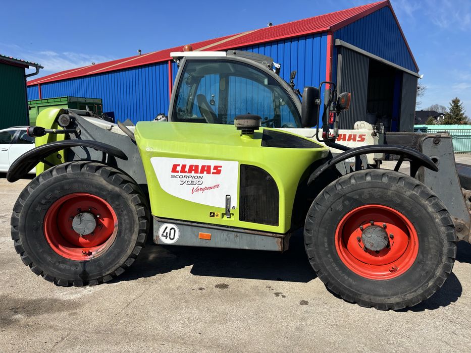 Claas Scorpion 7030