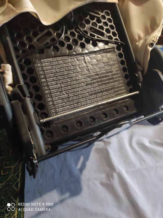 Автомобильное детское сиденье