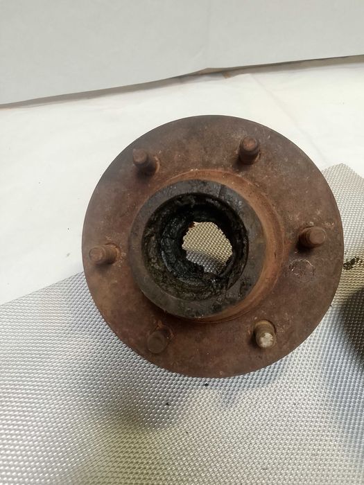 PIASTA KOŁA przedni napęd Reno Ergos i pochodne FC3