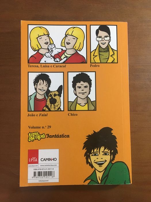 Livro: Uma Aventura - em França