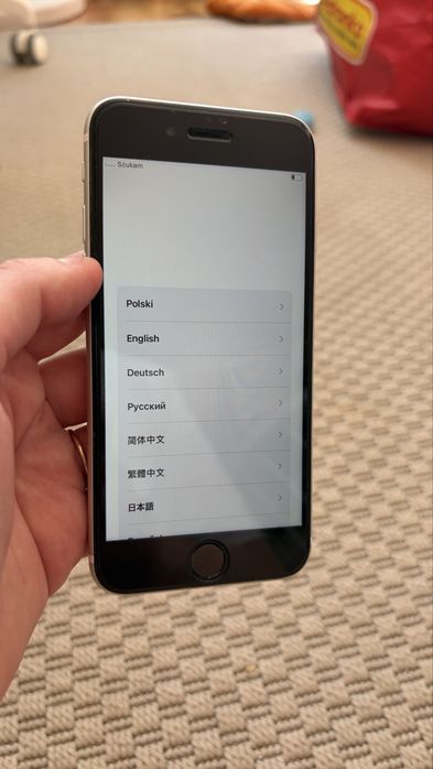 Iphone SE 2020 (64 gb, 79% baterii)