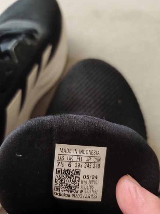 Sprzedam buty damskie Adidas Cloudfoam