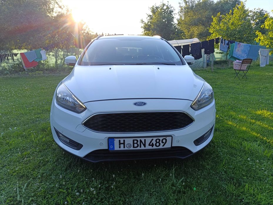 Ford Focus MK3 LIFT/1.5 tdci/2018 rok/LED/120KM/Asystent parkowania/Grzana kierownica/BEZWYPADEK/z NIEMIEC
