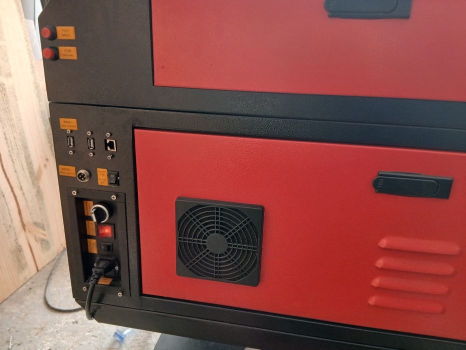 Maquina laser co2 60w 70x50 chiller gratis