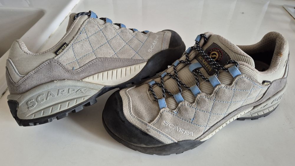 SCARPA COMFORT FIT roz. 40 wkładka 26 cm gore tex skóra naturalna trekking vibram