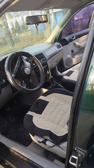 Volkswagen Golf 4, 1.6