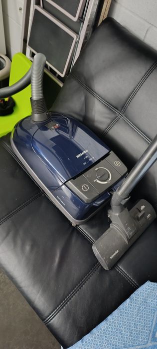 Пилосос Миле Miele Стан Нового