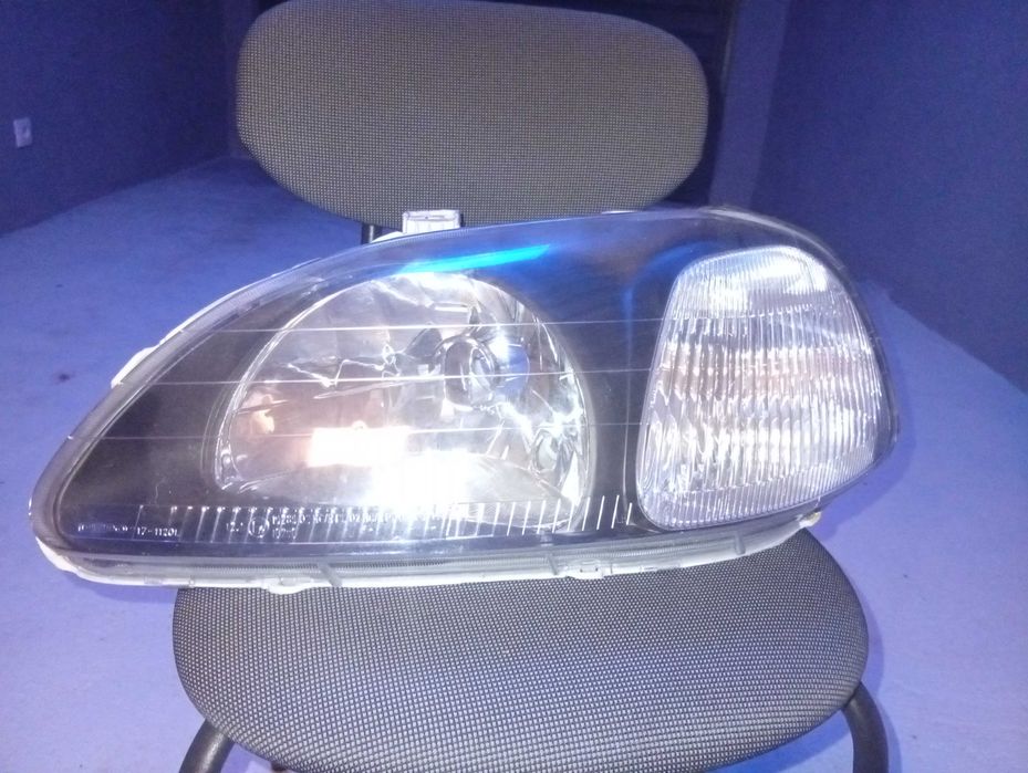 Ótica Esquerda de fundo negro  Honda Civic EK/EJ 96-98 (nova)