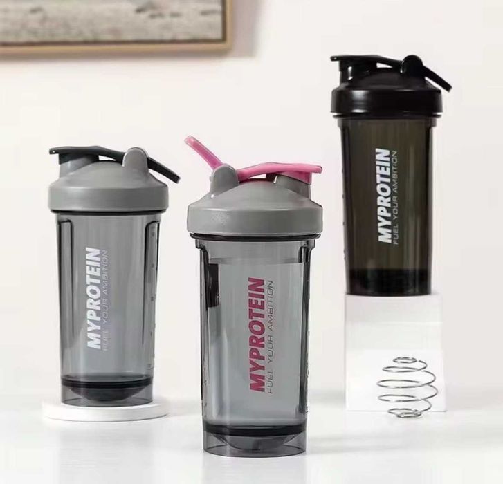 Шейкер спортивний + пружина 700мл Myprotein пляшка для води протеїну