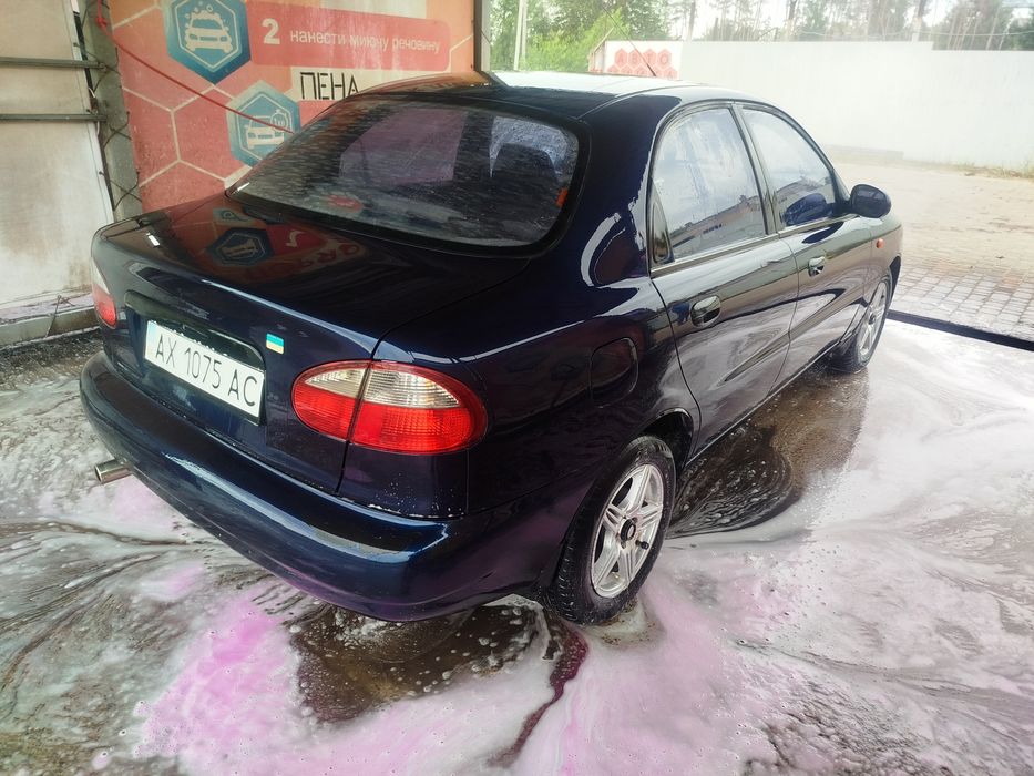 Продам гарний автомобіль сенс